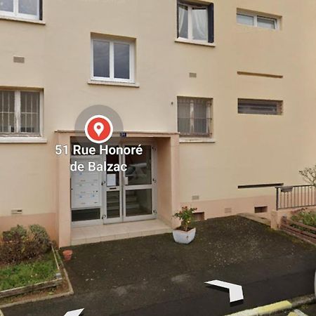 Chambre Neuve Dans Un Logement Partage A 10 Minute Du Circuit 24H Allonnes  Eksteriør bilde