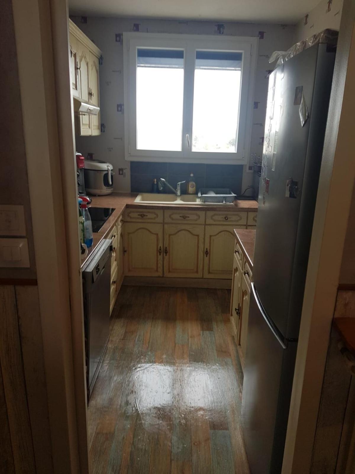 Chambre Neuve Dans Un Logement Partage A 10 Minute Du Circuit 24H Allonnes  Eksteriør bilde